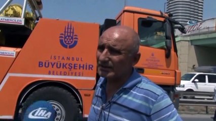 TEM Otoyolunda Virajı Alamayan Tır Yan Yattı