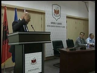 Pergjigjja e Ardian Gjinit për Jeton Vorfin