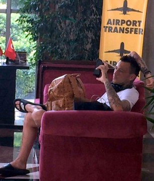 İngiliz Turistin Dolandırıcılık Planı Güvenlik Kamerasına Yansıdı