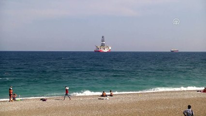 Türkiye'nin ilk yerli sondaj gemisi Fatih, Antalya'da