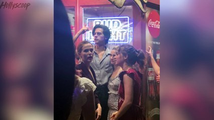 Lili Reinhart BLASTS Pregnancy Rumors With Cole Sprouse!