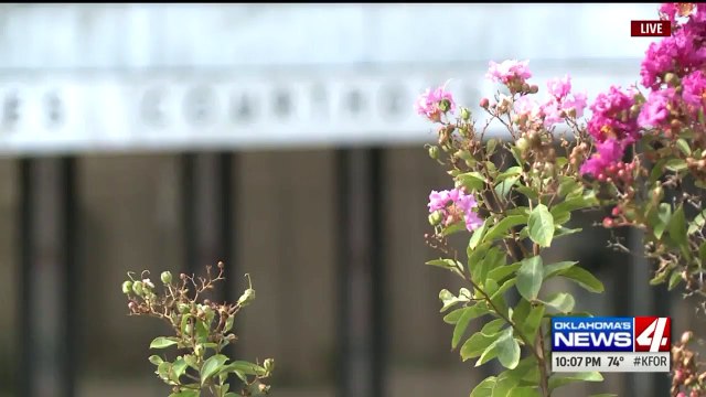 Former Lawmaker Offered to Let Teen 'Play Around' With His Wife, Prosecutors Say