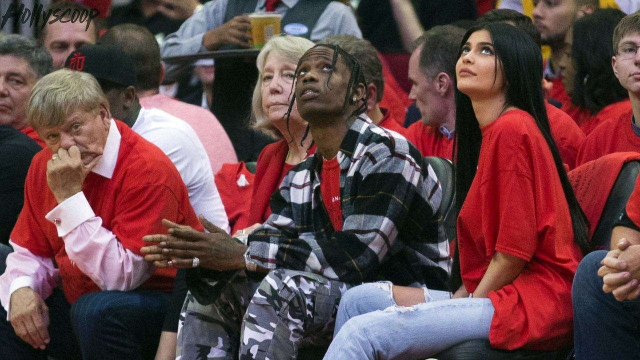 Kylie Jenner Shares RACY Photos With Travis Scott On Instagram!