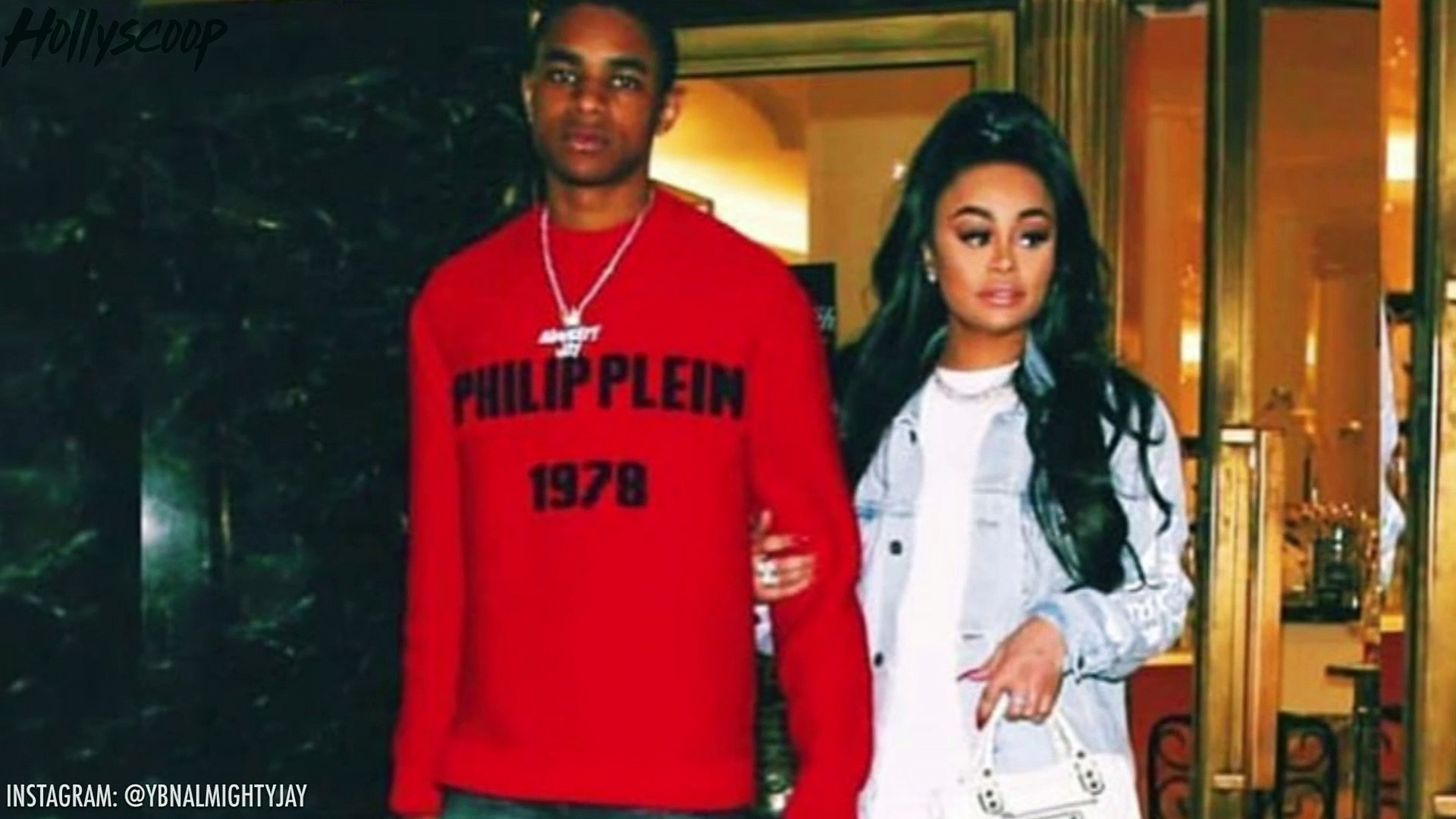 ⁣Are Celebrities With Huge Age Gaps Dating The New Trend? | JS