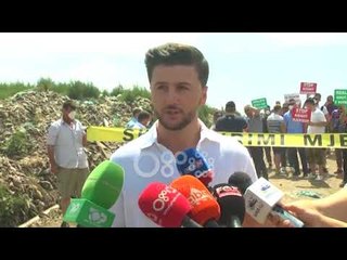 Ora News - "Bomba" ekologjike në Porto Romano, banorë e aktivistë të PAA protestë