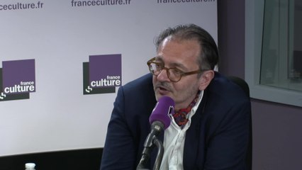 Jean Joana : "La déclaration de guerre par le Parlement était déjà inscrite dans la constitution de la IIIième t la IVième République"