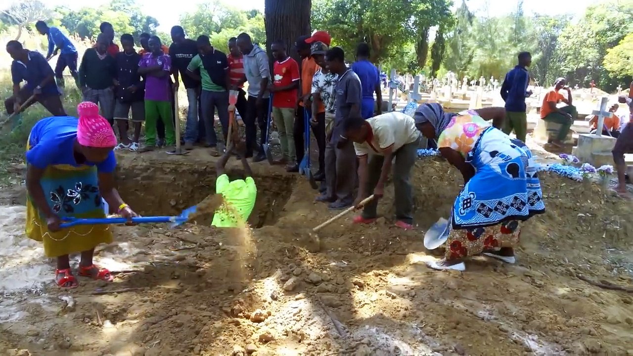 KABURI LA MARIA NA CONSOLATA ,HATARI