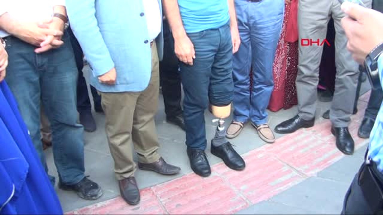 Diyarbakır Hdp Diyarbakır Mitinginde Hayatını Kaybedenlere Anma