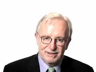 Small Business vs. Corporation Leadership: Key Differences Explained 🏢