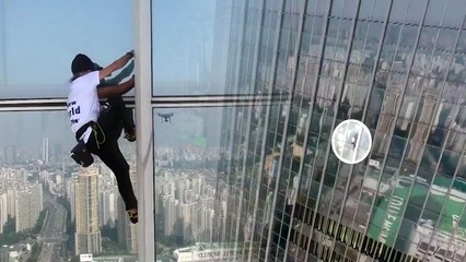 프랑스 등반가 '롯데타워 무단 등반' 체포..."남북관계 개선 기념" / YTN