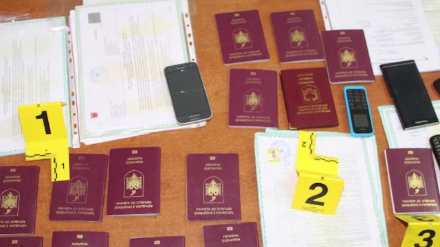 360 Gradë - Greta - Elbasan, merrnin deri në 16 mijë euro për në angli dhe gjermani, dy në pranga