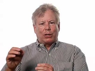 Richard Thaler Proposes Banks Take a Get-Rich-Slowly Approach