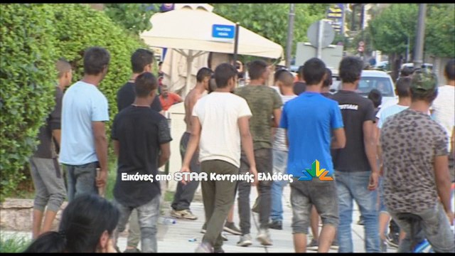 Οργή και απειλές από τους ΡΟΜΑ στην Άμφισσα. Συγκέντρωση με ρόπαλα και ξύλα στα χέρια