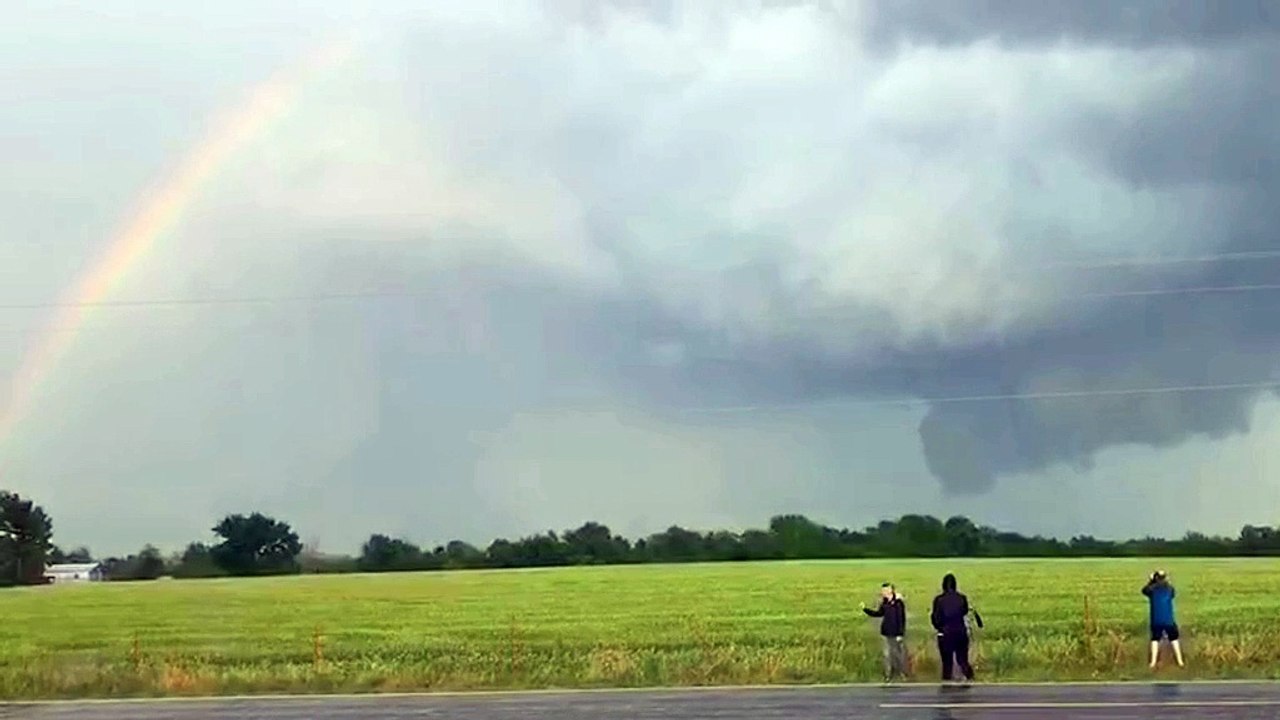 Footage captures rare sighting of rainbow and tornado in sky at same time