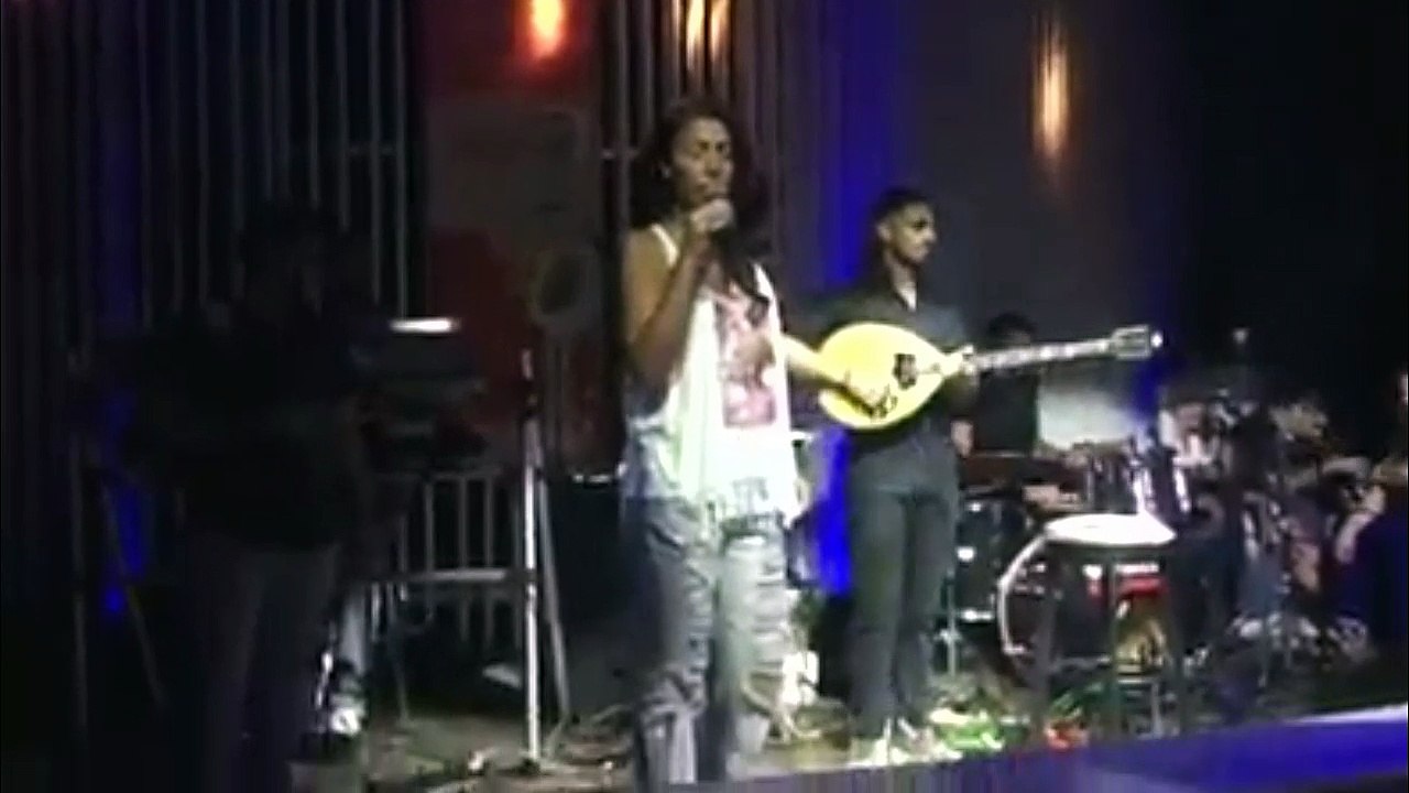 Ελένη Τζαβάρα - Ανεμοδαρμένα Ύψη - Live 2015 HD