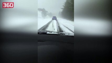 Çmendet moti në Qipro, bie borë në qershor, banorët të tmerruar (360video)