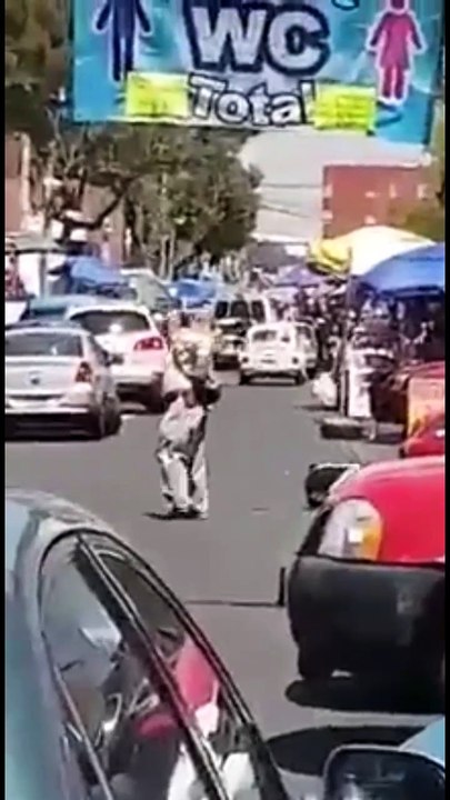 VIDEO VIRAL! EXMILITAR MATA A DELINCUETE ¡HEROE!