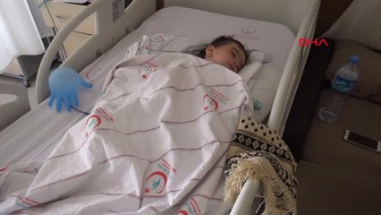 Adıyaman 4'üncü Kattan Otomobilin Üzerine Düşen Gülfidan'ın Tedavisi Sürüyor