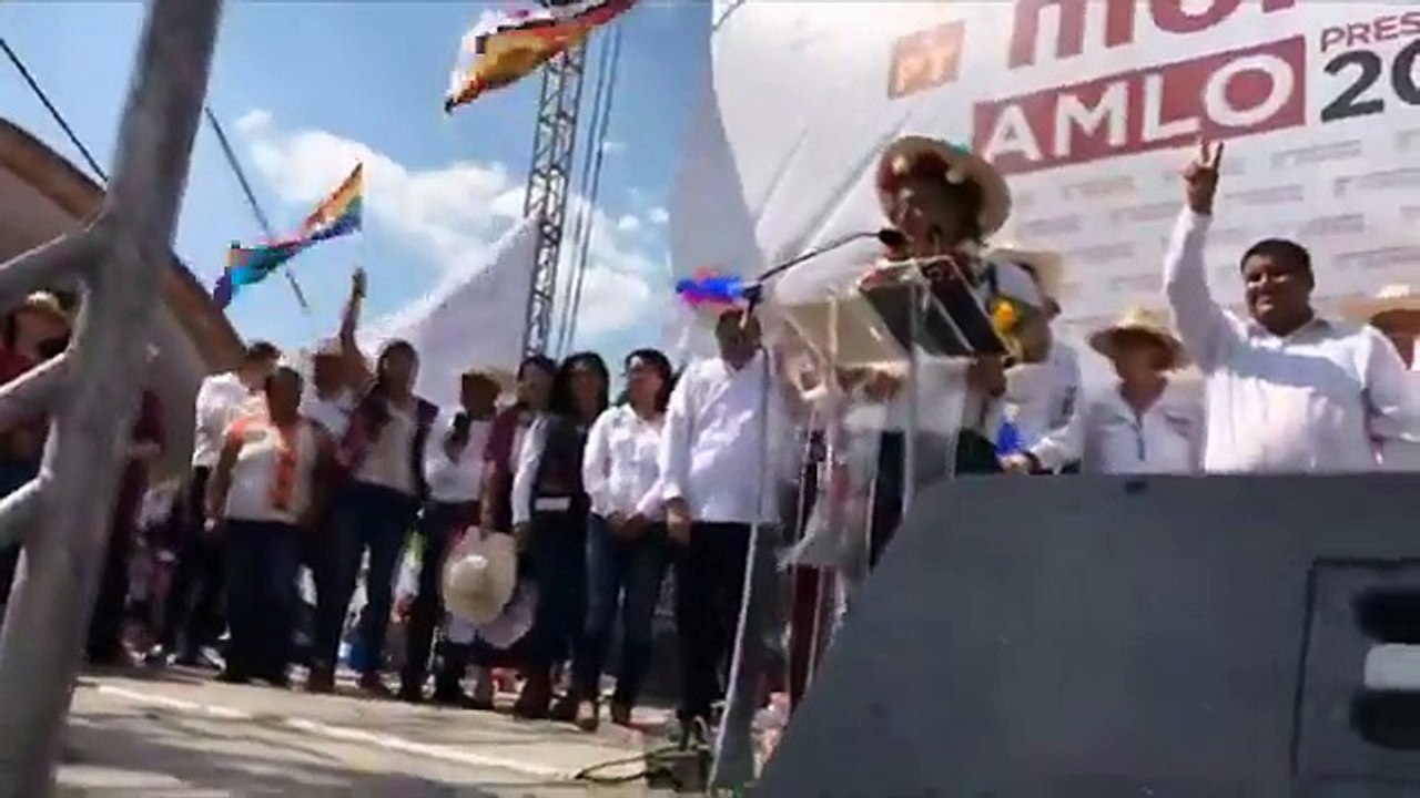 #AMLO en Zacapu  Michoacán Crece #MORENA