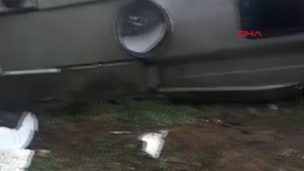 Erzincan'da Yolcu Otobüsü Devrildi 30 Yaralı