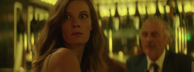 C'est qui cette fille ? Bande-annonce VO (Romance, Comédie 2018)