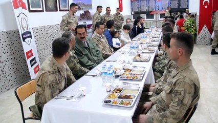 Asker ve halk iftarda buluştu - VAN