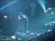Korn - Falling Away From Me (live à Bercy, Paris - 2002)