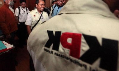 KPK Dikabarkan Tahan Kepala Dinas dalam OTT di Tulungagung