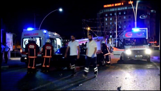 Hurdaya dönen araçtan burnu bile kanamadan çıktı