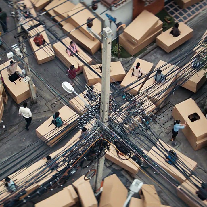 Hãy xem đoạn video này từ Uber. Nó cho thấy rất rõ tình trạng giao thông ở Ho Chi Minh. Với thành phố trở nên đông đúc hơn và số lượng xe ô tô bị tắc nghẽn như