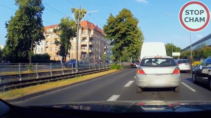 Stop Cham #171 - Niebezpieczne i chamskie sytuacje na drogach