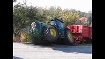 Crash John Deere Tractor - heavy trailer