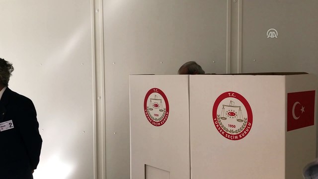 Yurt dışında ilk oylar verilmeye başlandı - PARİS