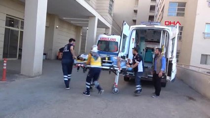 Şanlıurfa Siverek'te 2 Otomobil Çarpıştı 4 Yaralı