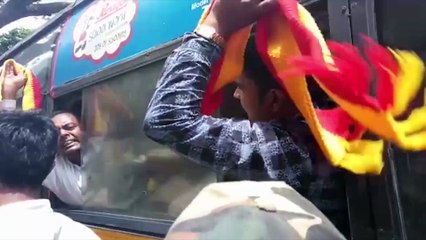 காலாவுக்கு எதிராக போராடிய கன்னடர்கள் கைது