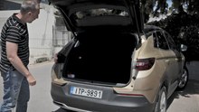 Ο Κώστας Βαϊμάκης παράτησε τη μηχανή του για τα μάτια ενός Opel Grandland X (part 2)