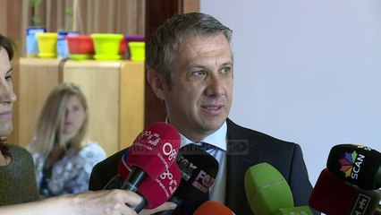 Islamaj kalon me sukses vettingun - Top Channel Albania - News - Lajme