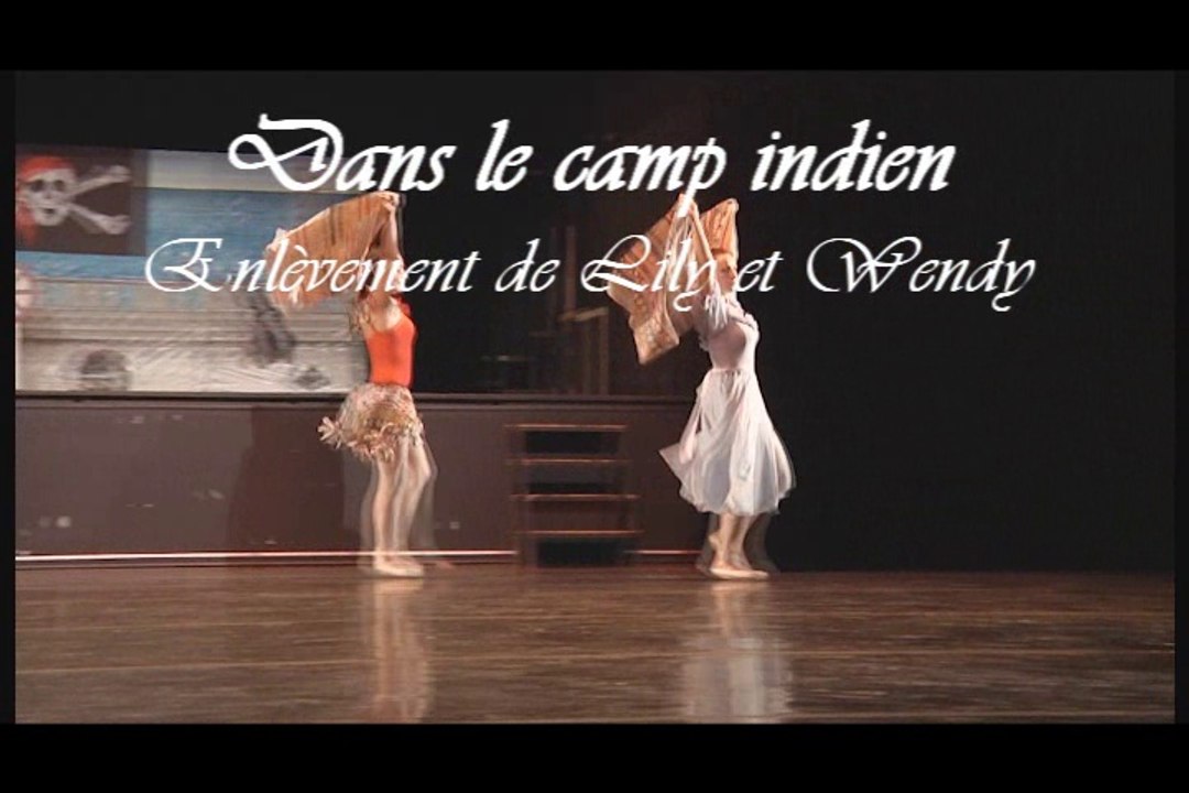 Gala 2017-Peter Pan-18-Lily et Wendy enlevées