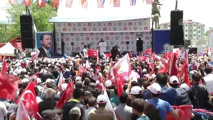 Başbakan Yıldırım: "Ülkenin Kalkınması İçin Çok Büyük Projeleri Gerçekleştiriyoruz"