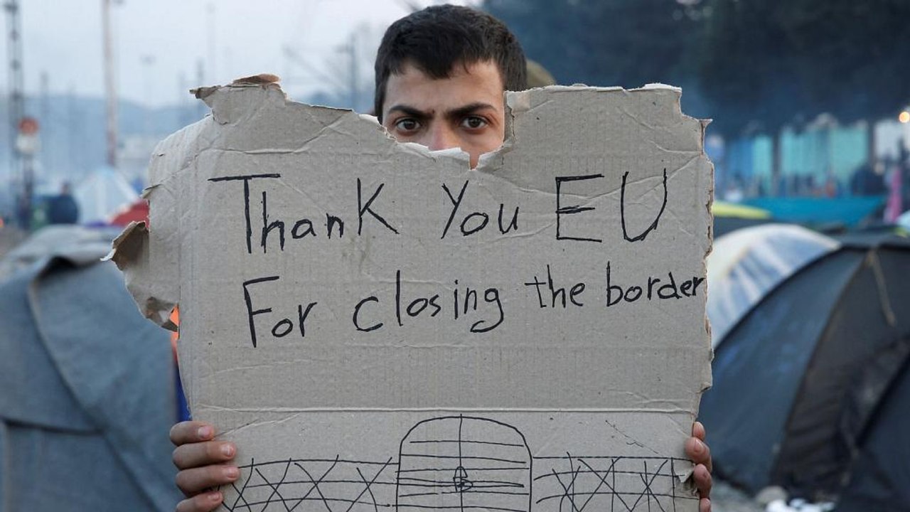 Angela Merkel calls for EU-wide asylum policy