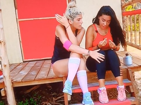 Revue de tweets : Mélanight clashée pour son look osé dans MELAA 3 !