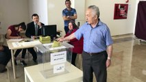Gümrük kapılarında oy verme işlemi - Çardak Havalimanı'nda kurulan sandıkta ilk oy kullanıldı - DENİZLİ