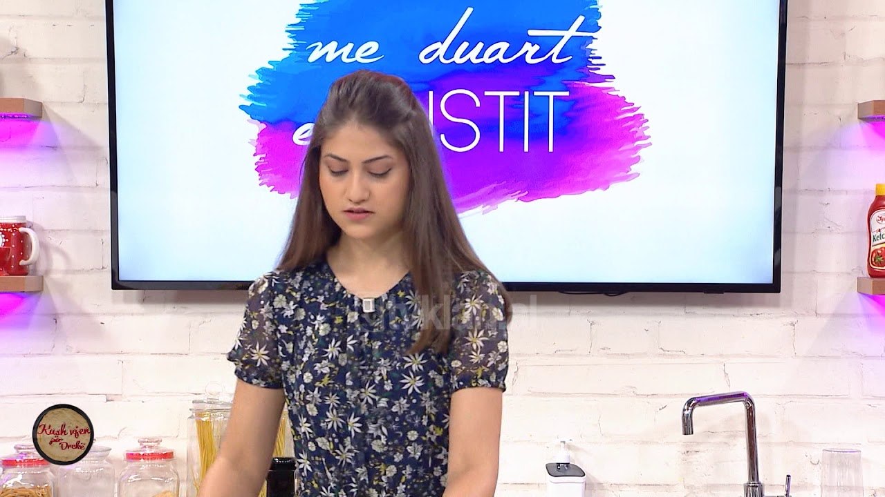 Kush vjen per dreke/ Si te pergatisni sallate te kripur me qershi (07.06.2018)