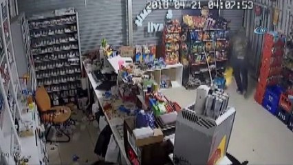 300 bin liralık hırsızlık yapan çeteye operasyon kamerada