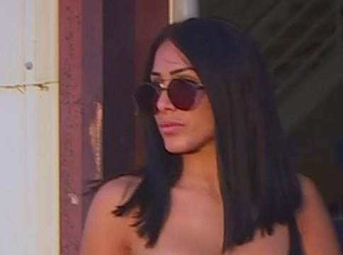 Revue de tweets : Léana (Les Anges) violemment taclée sur les réseaux sociaux !
