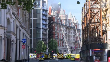 حريق في فندق ٥ نجوم قريب من متجر هارودز في لندن