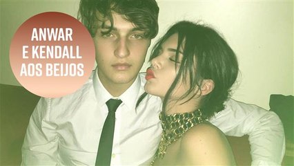 Kendall Jenner e Anwar Hadid são vistos aos beijos