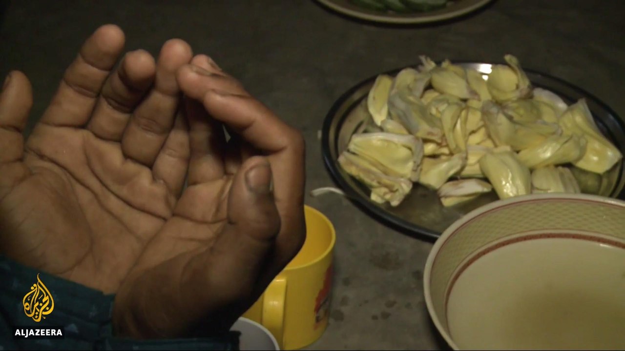 Rohingya refugees' struggles fail to break Ramadan spirit