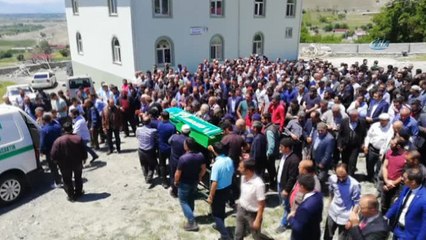 Kazada hayatını kaybeden genç kız son yolculuğuna uğurlandı