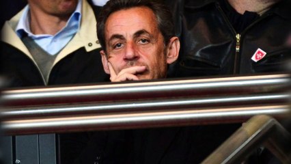 Le succès d’un livre dans les couloirs de l’Elysée met en rogne son auteur